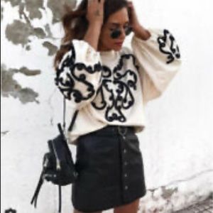 Zara Nude Sweatshirt with black design